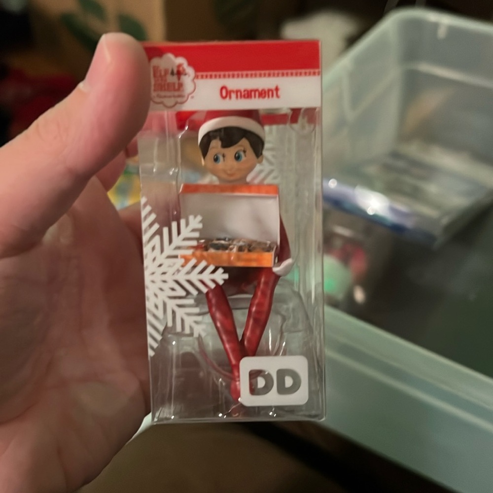 Elf on a shelf 2016 Dunkin’ Donuts ornament